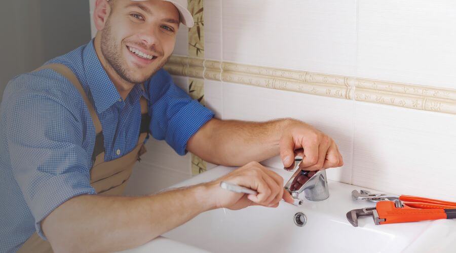Professional expert plumbing services in Warfield, VA
